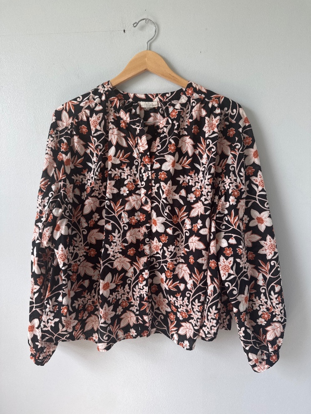 A.N.A a new approach, floral cotton button down blouse